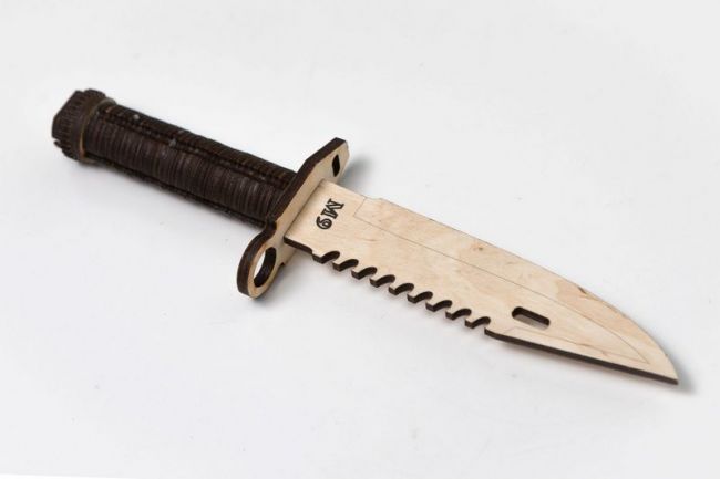 Нож "M9" белый, фанера, 25 см (5 шт в наборе) Нож "M9" белый, фанера, 25 см (5 шт в наборе)