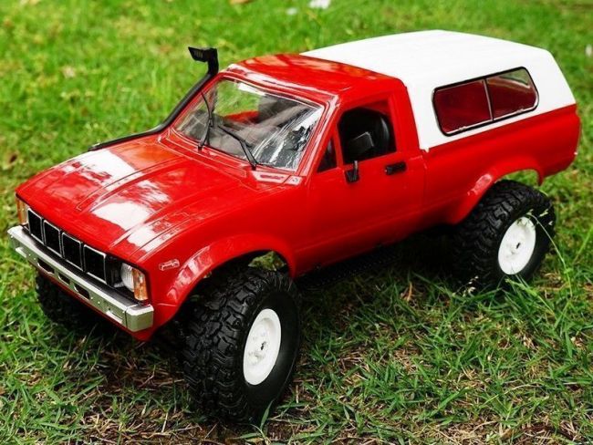 Радиоуправляемая машина WPL пикап Hilux (красная) 4WD 2.4G 1/16 RTR Радиоуправляемая машина WPL пикап Hilux (красная) 4WD 2.4G 1/16 RTR