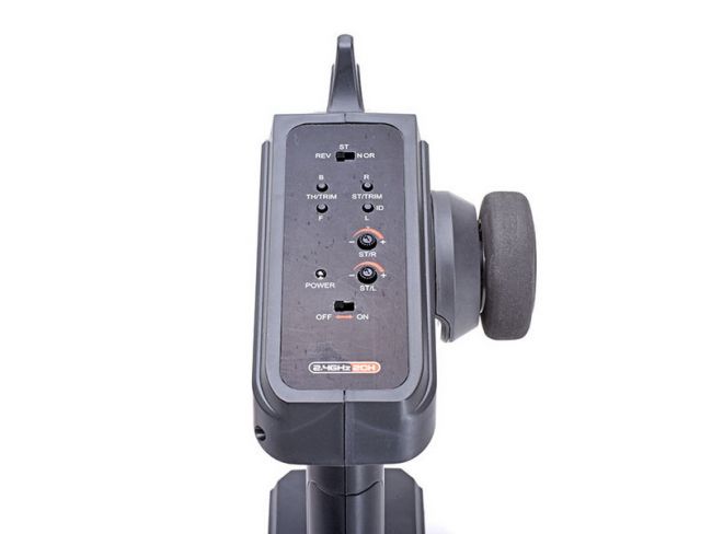 Передатчик для катера Josway JS8901R J2C93 2.4GHz 2CH Передатчик для катера Josway JS8901R J2C93 2.4GHz 2CH