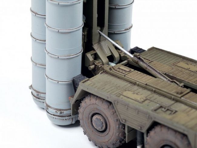 Сборная модель ZVEZDA Российский зенитно-ракетный комплекс С-400 «Триумф», 1/72 Сборная модель ZVEZDA Российский зенитно-ракетный комплекс С-400 «Триумф», 1/72