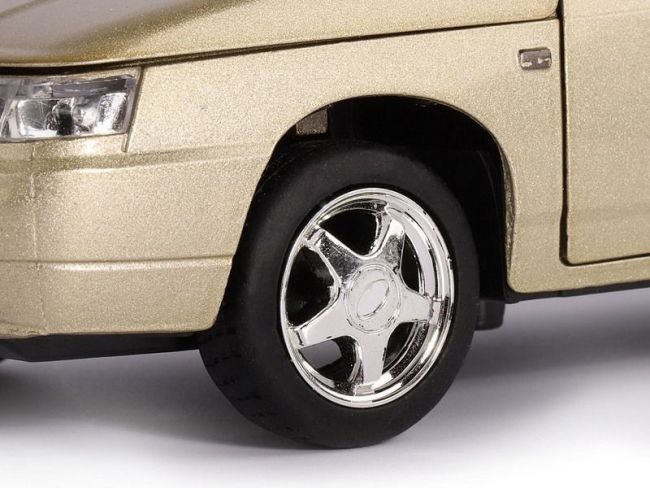 Машина "АВТОПАНОРАМА" ВАЗ 2112, золотой, 1/22, инерция, в/к 24,5*12,5*10,5 см Машина "АВТОПАНОРАМА" ВАЗ 2112, золотой, 1/22, инерция, в/к 24,5*12,5*10,5 см