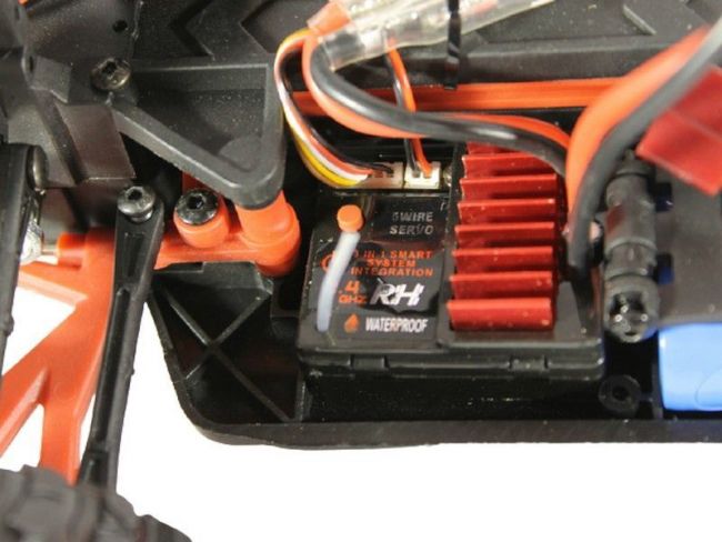 Радиоуправляемый шорт-корс Remo Hobby Rocket UPGRADE V2.0 (красный) 4WD 2.4G 1/16 RTR Радиоуправляемый шорт-корс Remo Hobby Rocket UPGRADE V2.0 (красный) 4WD 2.4G 1/16 RTR