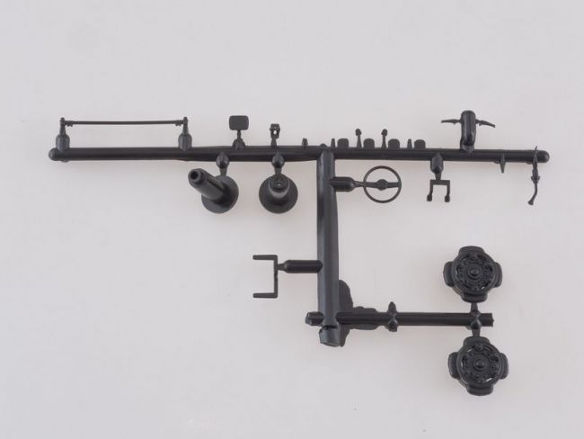 Сборная модель AVD МАЗ-6422 с полуприцепом МАЗ-9506-30, 1/43 Сборная модель AVD МАЗ-6422 с полуприцепом МАЗ-9506-30, 1/43