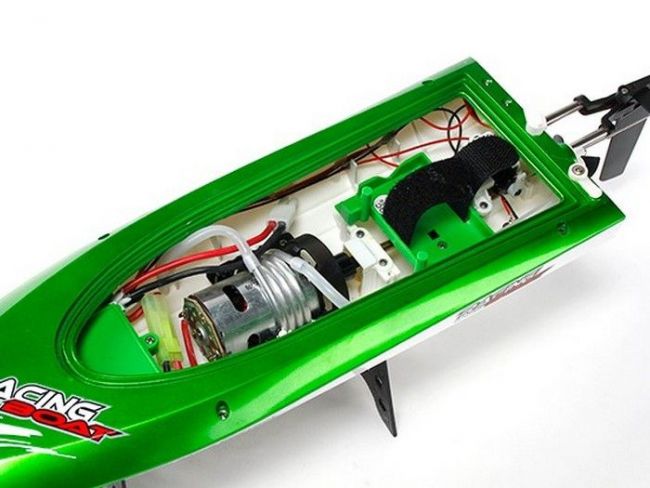 Р/У катер Feilun FT009 High Speed 2.4G Р/У катер Feilun FT009 High Speed 2.4G
