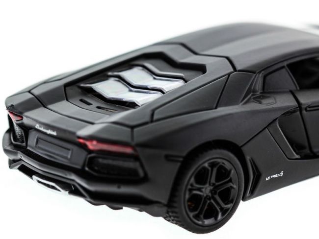 Р/У машина MZ Lamborghini Aventador 25035A 1/32 музыка, свет, инерция в/к Р/У машина MZ Lamborghini Aventador 25035A 1/32 музыка, свет, инерция в/к