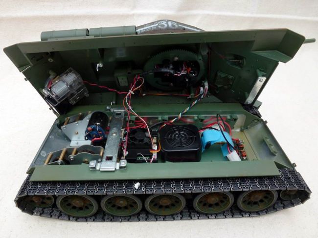 Р/У танк Taigen 1/16 T34-85 (СССР) (для ИК танкового боя) 2.4G (зеленый) Р/У танк Taigen 1/16 T34-85 (СССР) (для ИК танкового боя) 2.4G (зеленый)