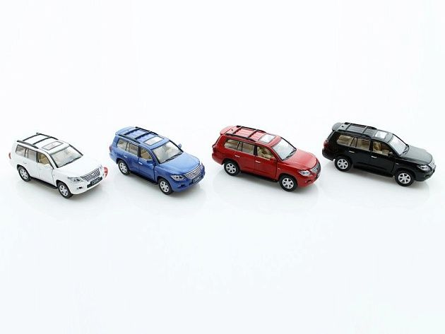 Машина 1:32 Lexus LX570 свет, звук, инерция (1/12шт) б/к Машина 1:32 Lexus LX570 свет, звук, инерция (1/12шт) б/к