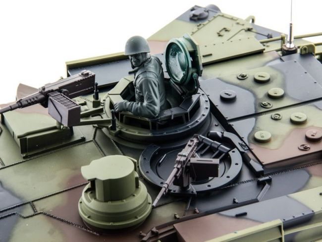 Радиоуправляемый танк Heng Long M1A2 Abrams Upgrade V7.0 2.4G 1/16 RTR Радиоуправляемый танк Heng Long M1A2 Abrams Upgrade V7.0 2.4G 1/16 RTR