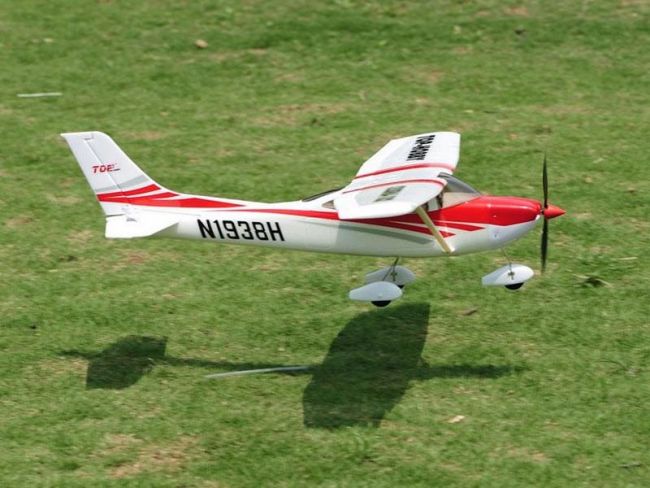 Радиоуправляемый самолет Top RC Cessna 182 400 class красная 965мм KIT