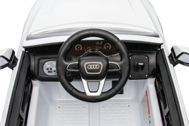 Детский электромобиль Audi Q7 12V 2WD - HL678-LUX-WHITE Детский электромобиль Audi Q7 12V 2WD - HL678-LUX-WHITE