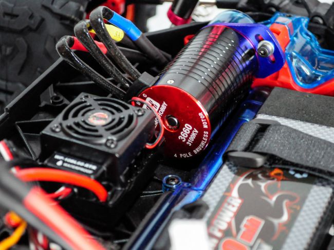 Радиоуправляемый монстр Remo Hobby Dinosaurs Master Brushless UPGRADE (синий) 4WD 2.4G 1/8 RTR Радиоуправляемый монстр Remo Hobby Dinosaurs Master Brushless UPGRADE (синий) 4WD 2.4G 1/8 RTR