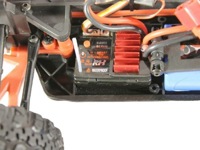 Радиоуправляемая багги Remo Hobby Dingo UPGRADE V2.0 (красная) 4WD 2.4G 1/16 RTR Радиоуправляемая багги Remo Hobby Dingo UPGRADE V2.0 (красная) 4WD 2.4G 1/16 RTR